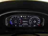 Pohled na přístrojovou desku