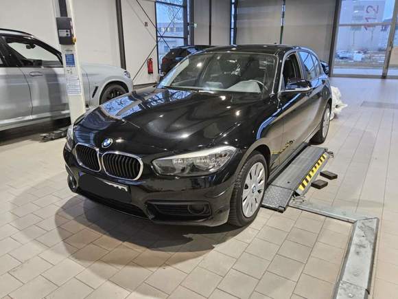 Náhled zpředu zleva