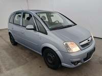 Pogled od napred  desno