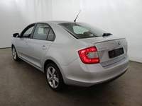 Pogled od pozadi levo