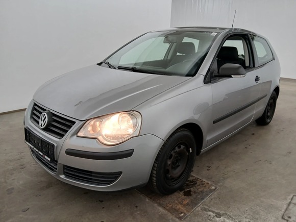 Pogled od napred levo