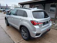 Pogled od pozadi levo