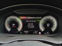 Pohled na přístrojovou desku