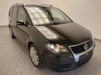 Вид спереди справа