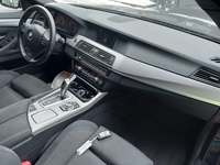 Вид на салон