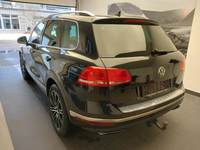 Вид сзади слева