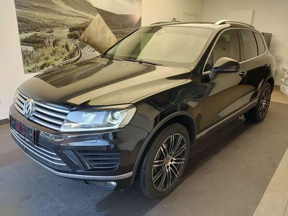 Вид спереди слева