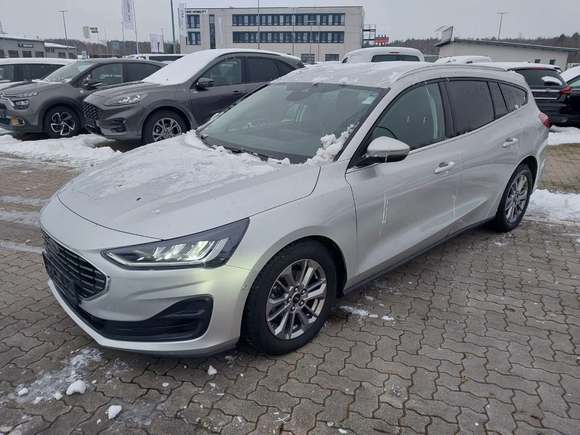 Вид спереди слева