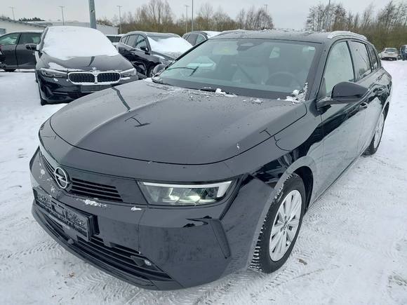 Вид спереди слева