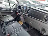 Вид на салон