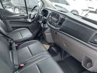 Вид на салон