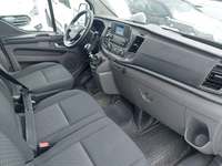 Вид на салон