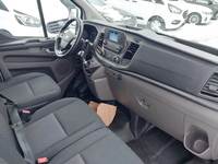 Вид на салон