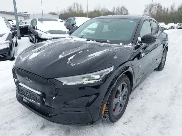 Вид спереди слева