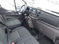 Вид на салон