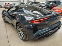 Вид сзади слева