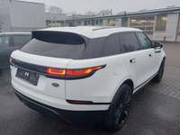 Pogled od pozadi desno