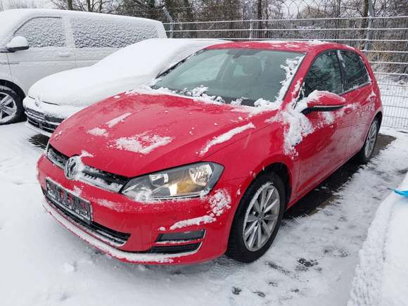 Pogled od napred levo