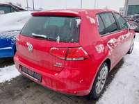 Pogled od pozadi desno