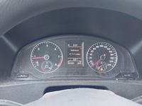 Pogled na kombinovani instrument