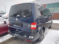 Pogled od pozadi desno