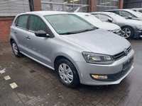 Pogled od napred  desno