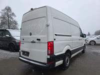 Pogled od pozadi desno