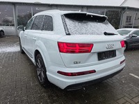 Pogled od pozadi levo