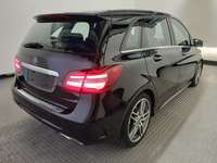 Aanzicht achter rechts