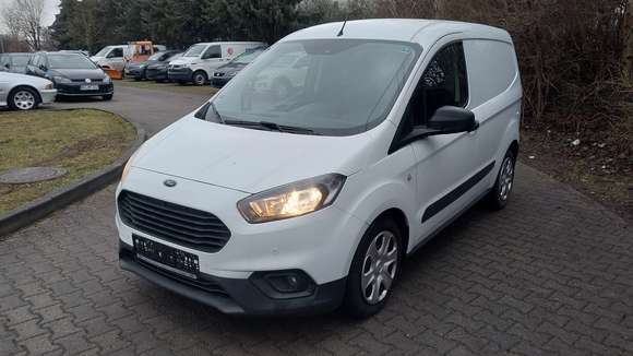 Pogled od napred levo