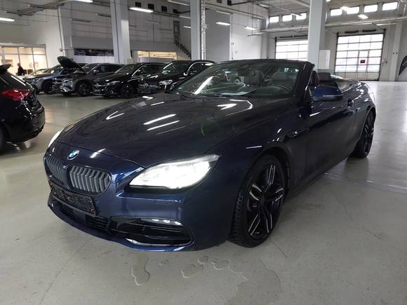 Pogled od napred levo