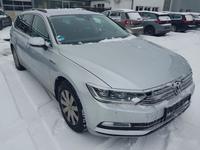 Вид спереди справа