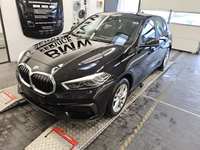 Pogled od napred levo