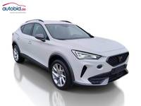 Pogled desno spredaj