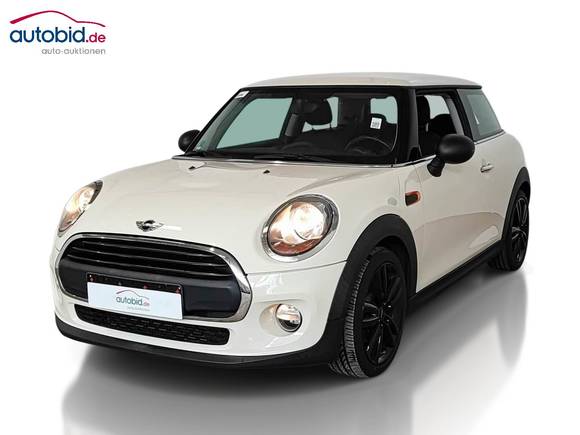 Skats no kreisās puses priekšā