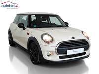 Skats no labās puses priekšā