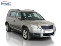 Skats no labās puses priekšā