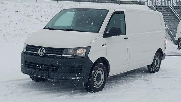 Pogled od napred levo