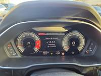 Pohled na přístrojovou desku