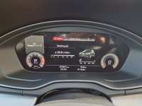 Pohled na přístrojovou desku