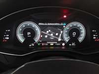 Вид на приборную панель