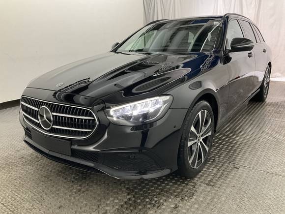 Pogled od napred levo