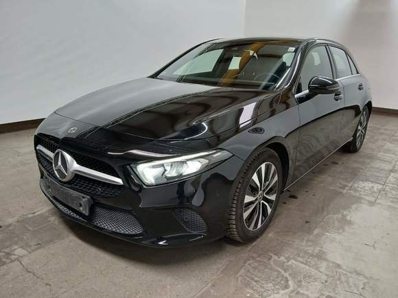 Pogled sprijeda lijevo