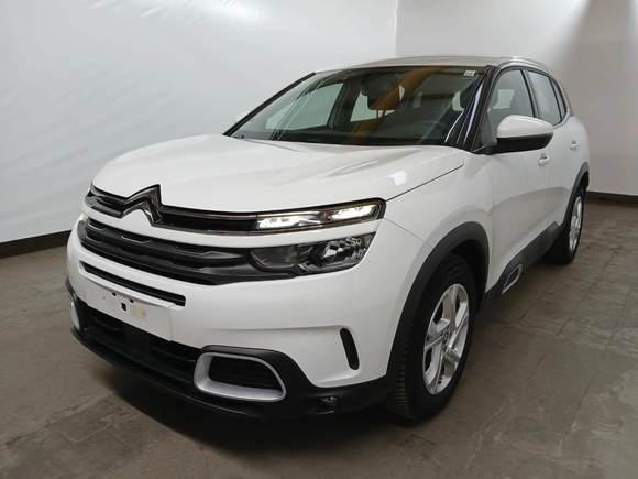 Pogled sprijeda lijevo