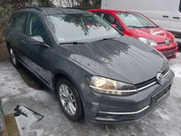 Вид спереди справа