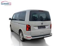 Widok z tyłu po stronie lewej