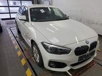 Pogled desno spredaj