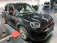 Pogled desno spredaj