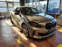 Pogled sprijeda desno