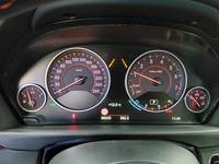 Pogled na kombinirani instrument